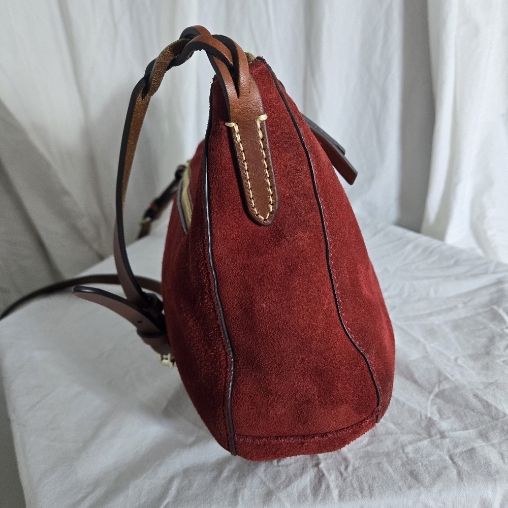 Beautiful Dooney & Bourke Crossbody - Picture 8 of 17